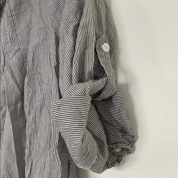 2 for $20 Lightweight blouse - Picture 2 of 6